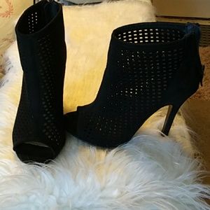 Chinese Laundry booties